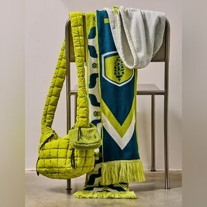 FP Movement Big League Reversible Scarf - Honeydew